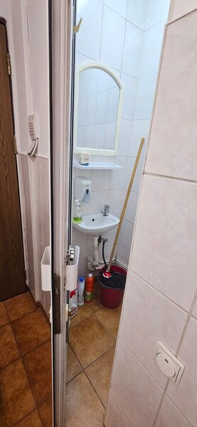 Drumul Taberei, spatiu comercial, stradal,